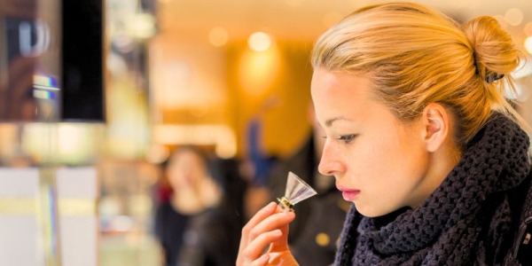 El poder del aroma: descubre los beneficios del marketing olfativo en empresas para impulsar tu marca